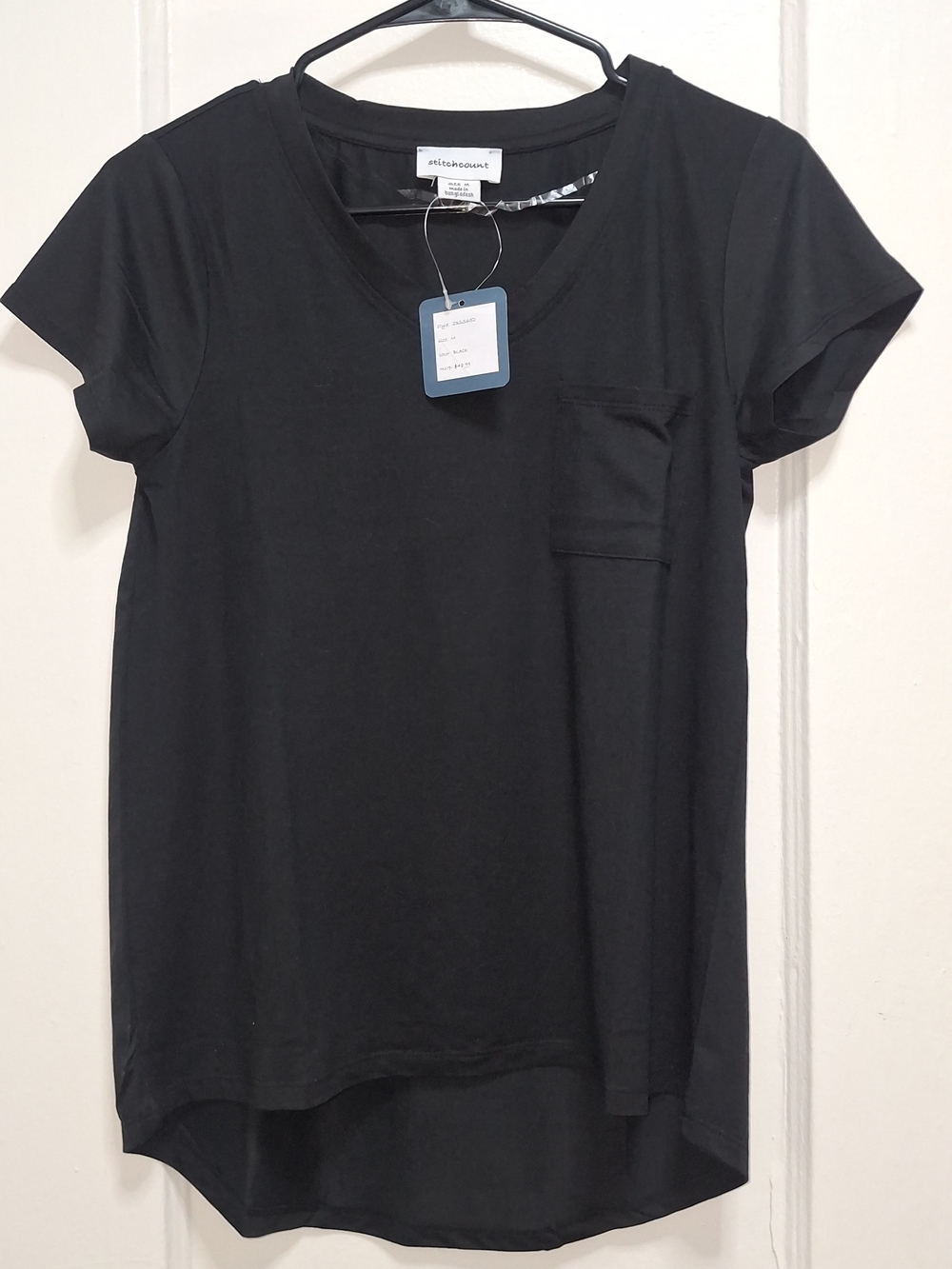 StitchCount Black Pocket Tee Shirt Women’s Medium NWT Short Sleeve MSRP $48.99